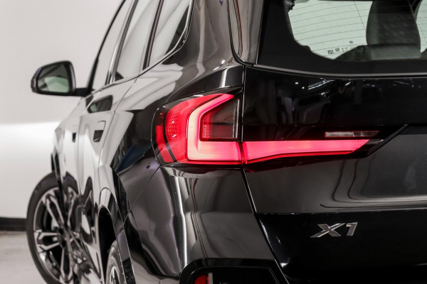 2026 BMW X1 U11 xDrive25e M Sport SUV image 5