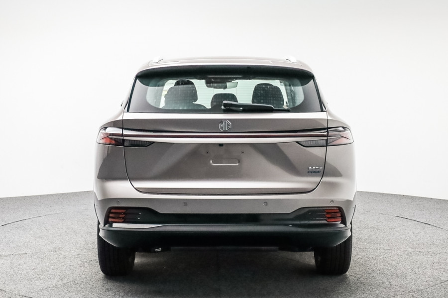 2026 MG HS Super Hybrid Excite SUV Image 7