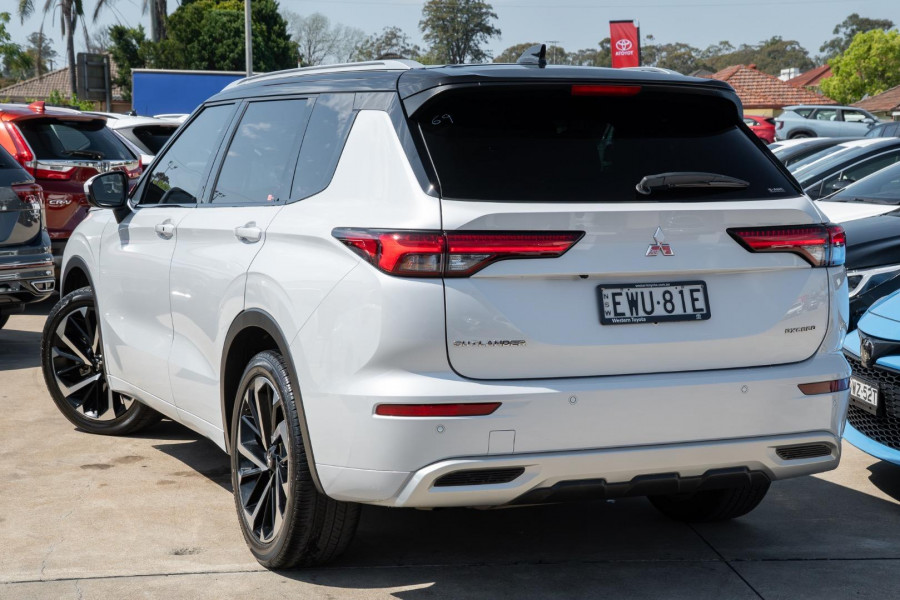 2022 MY22.5 Mitsubishi Outlander ZM Exceed Tourer SUV Image 2