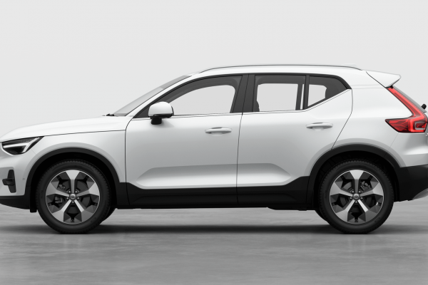 2026 Volvo XC40 XZ Ultra B4 Bright SUV