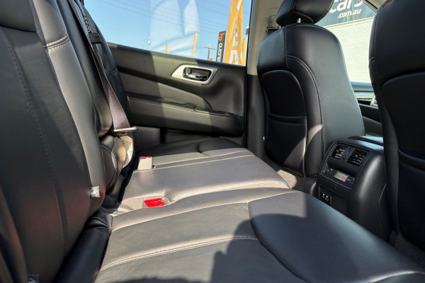 2019 Nissan Pathfinder R52 Series III ST-L SUV Image 14
