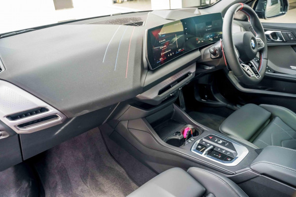 2025 BMW 1 Series F70 M135 xDrive Hatch image 7