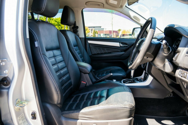 2017 Isuzu MU-X LS-T SUV Image 19