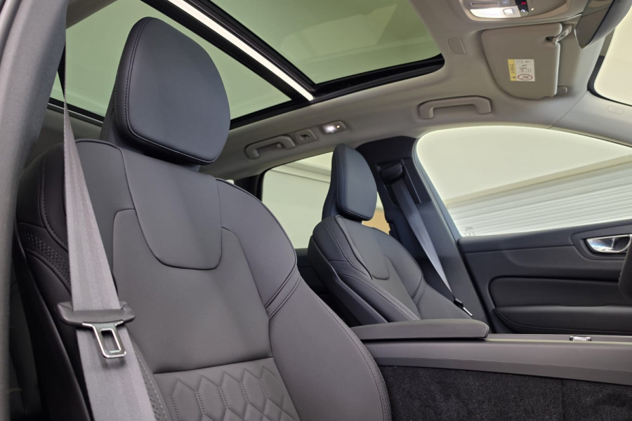 2025 MY26 Volvo XC60 UZ Plus T8 Plug-in Hybrid Dark SUV