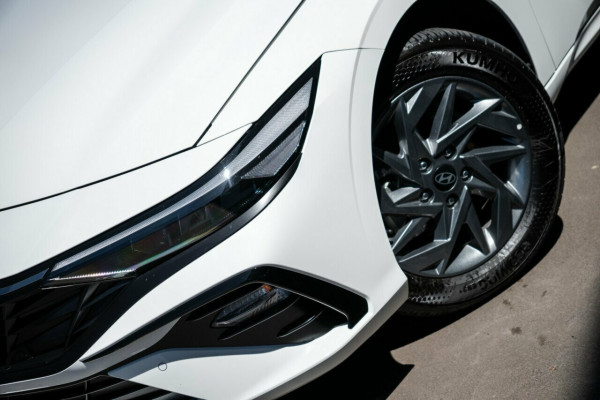 2024 MY25 Hyundai i30 CN7.V2 Hybrid Sedan Image 5