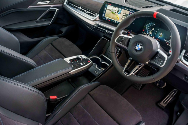 2025 BMW X1 U11 M35i xDrive SUV image 6