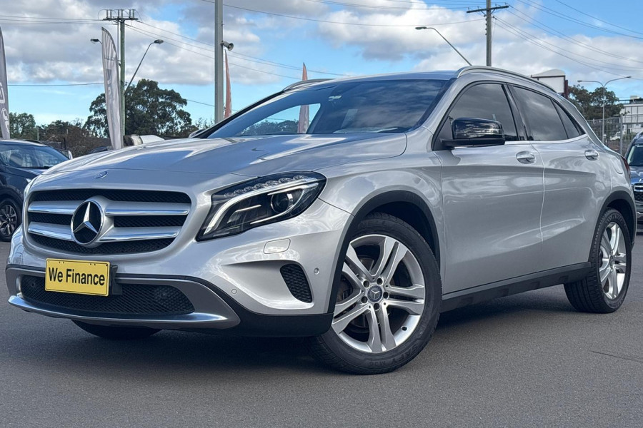 2016 Mercedes-Benz GLA-Class X156 GLA200 SUV Image 7
