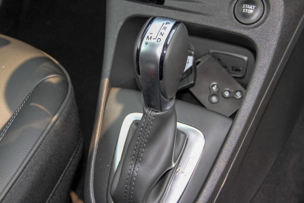 2018 Renault Captur J8 Hatchback Hatchback