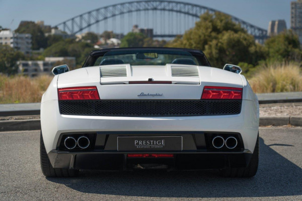2010 Lamborghini Gallardo LP560-4 Spyder Convertible Image 6