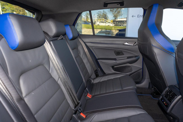 2026 MY25 Volkswagen Golf 8.5 R Hatch Image 9