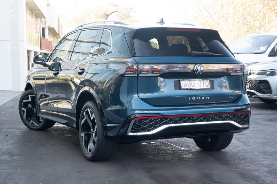 2025 Volkswagen Tiguan CT 150TSI R-Line SUV Image 2