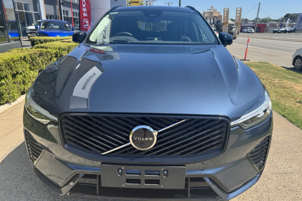 2026 Volvo XC60 UZ Ultra B5 Dark SUV Image 2