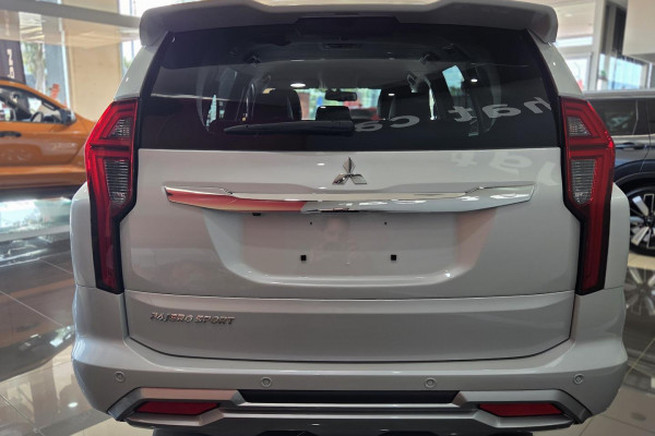 2025 Mitsubishi Pajero Sport QG GLS SUV Image 4