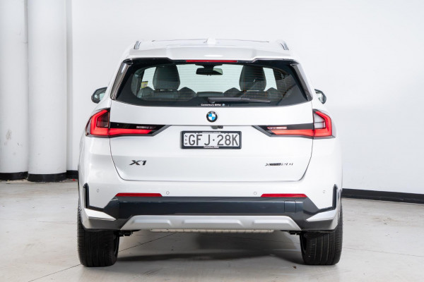 2026 BMW X1 U11 xDrive20i M Sport SUV image 3