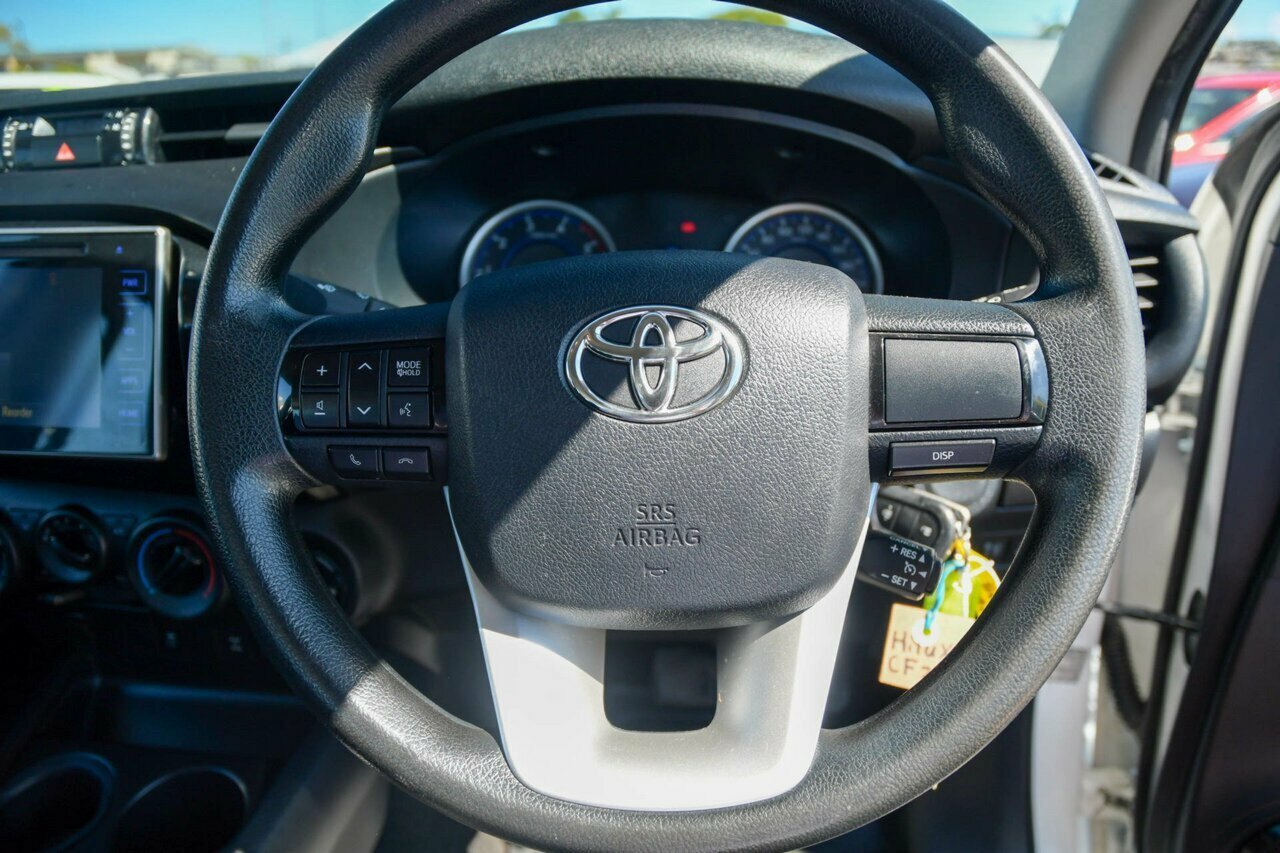 2015 Toyota Hilux GUN126R SR Double Cab Utility Image 16