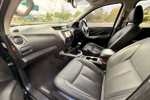 2017 Nissan Navara D23 Series 2 ST-X Black Edition Ute Image 14