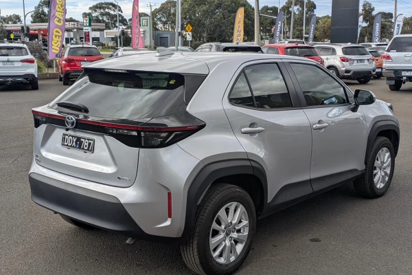 2024 Toyota Yaris Cross MXPJ10R GX SUV Image 7