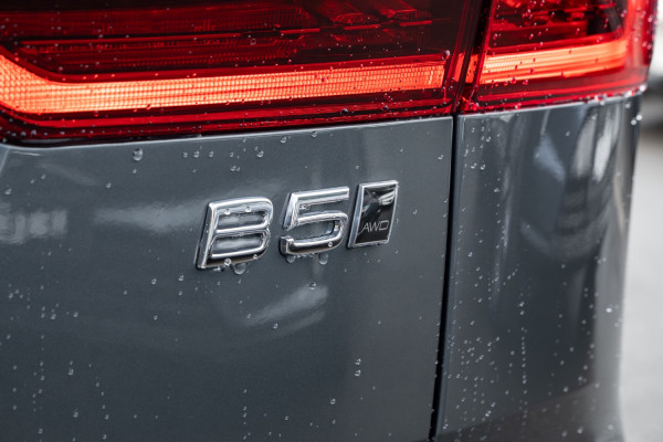 2026 Volvo XC60 UZ Ultra B5 Dark SUV Image 32