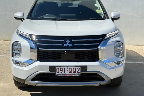 2025 Mitsubishi Outlander ZM PHEV Aspire SUV Image 2