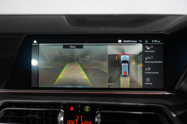 2022 BMW X5 xDrive30d SUV image 23