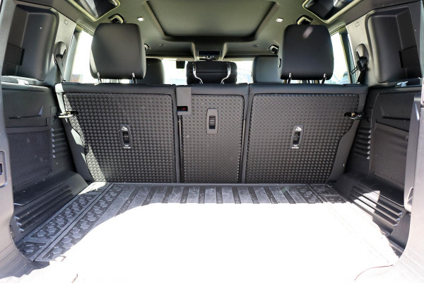 2026 Land Rover Defender L663 110 D350 X-Dynamic SE SUV