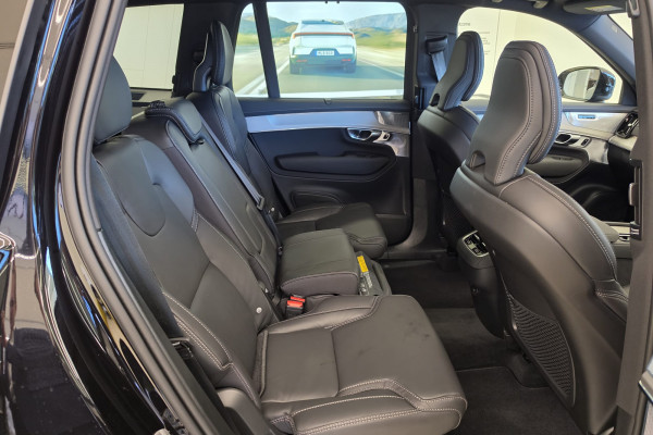 2026 Volvo XC90 L Series  Black Edition SUV Image 17