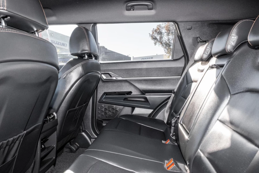 2025 KGM Torres J116 Adventure SUV Image 9
