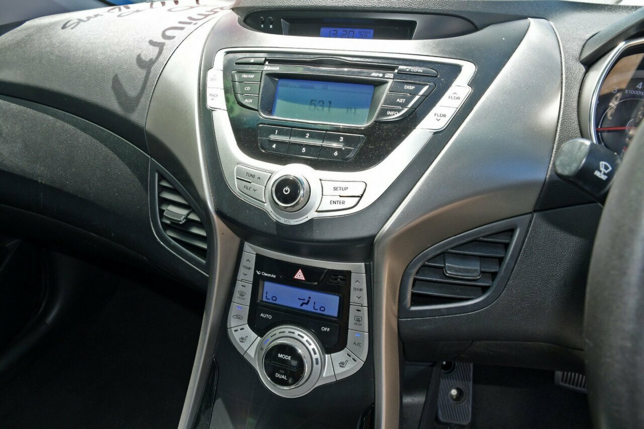 2011 Hyundai Elantra MD Premium Sedan Image 12