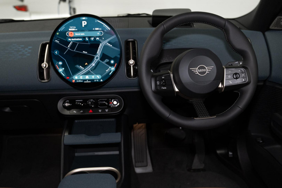 2026 MINI Countryman U25 SE Favoured SUV