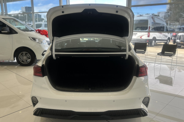 2021 MY22 Kia Cerato BD Sport Sedan Image 21