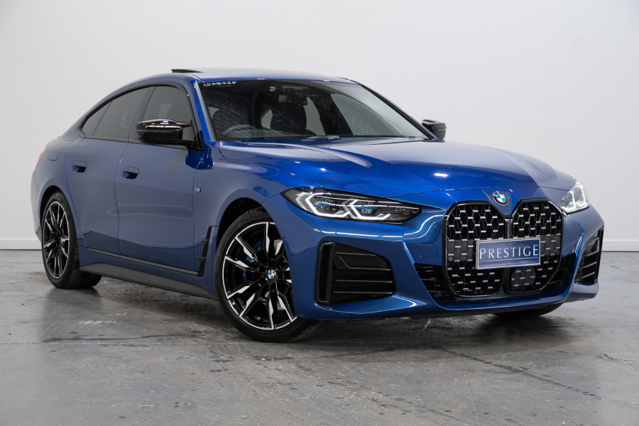 2022 BMW 4 Series M440i xDrive Coupe Image 1