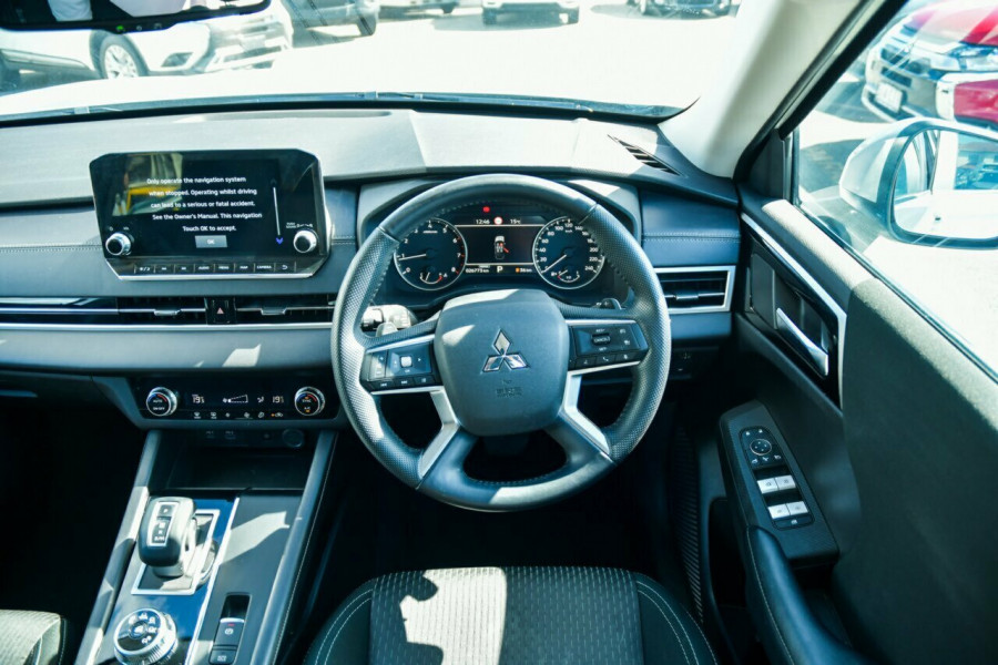 2023 MY24 Mitsubishi Outlander ZM LS SUV Image 10