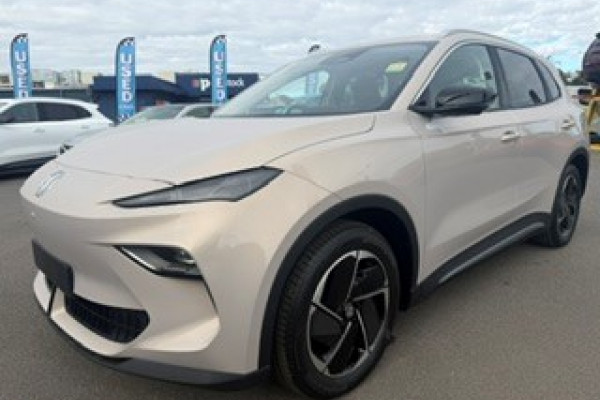 2025 MG MGS5 EV ZS3EM Essence 62 SUV Image 2