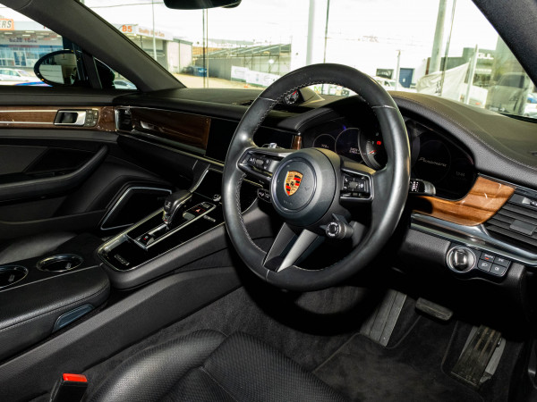 2021 MY22 Porsche Panamera 971 Sedan image 17