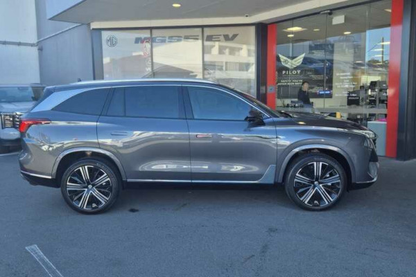 2025 MG QS IS31 Essence SUV Image 4