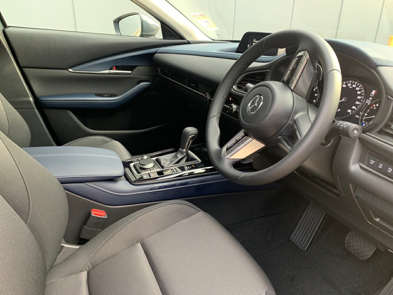 2025 MY24 Mazda CX-30 DM2W7A G20 Evolve SUV Image 11