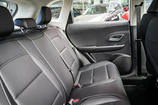 2025 MG ZS ZS32 Essence Hybrid+ SUV Image 3