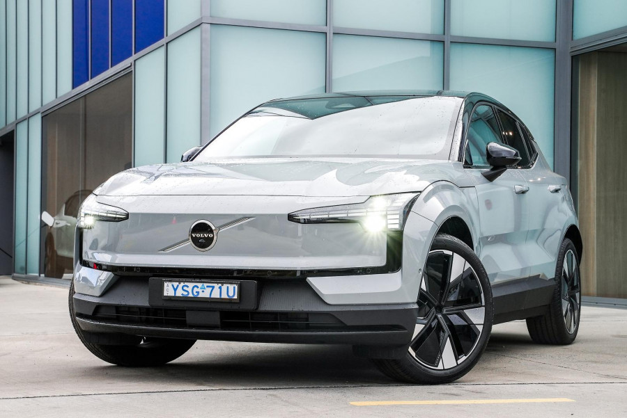 2024 MY25 Volvo EX30  Twin Motor Performance Ultra SUV Image 15