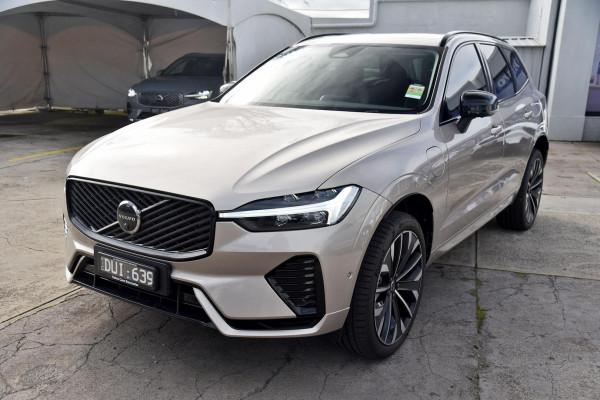 2025 MY26 Volvo XC60 UZ Ultra T8 Plug-in Hybrid Dark SUV Image 24