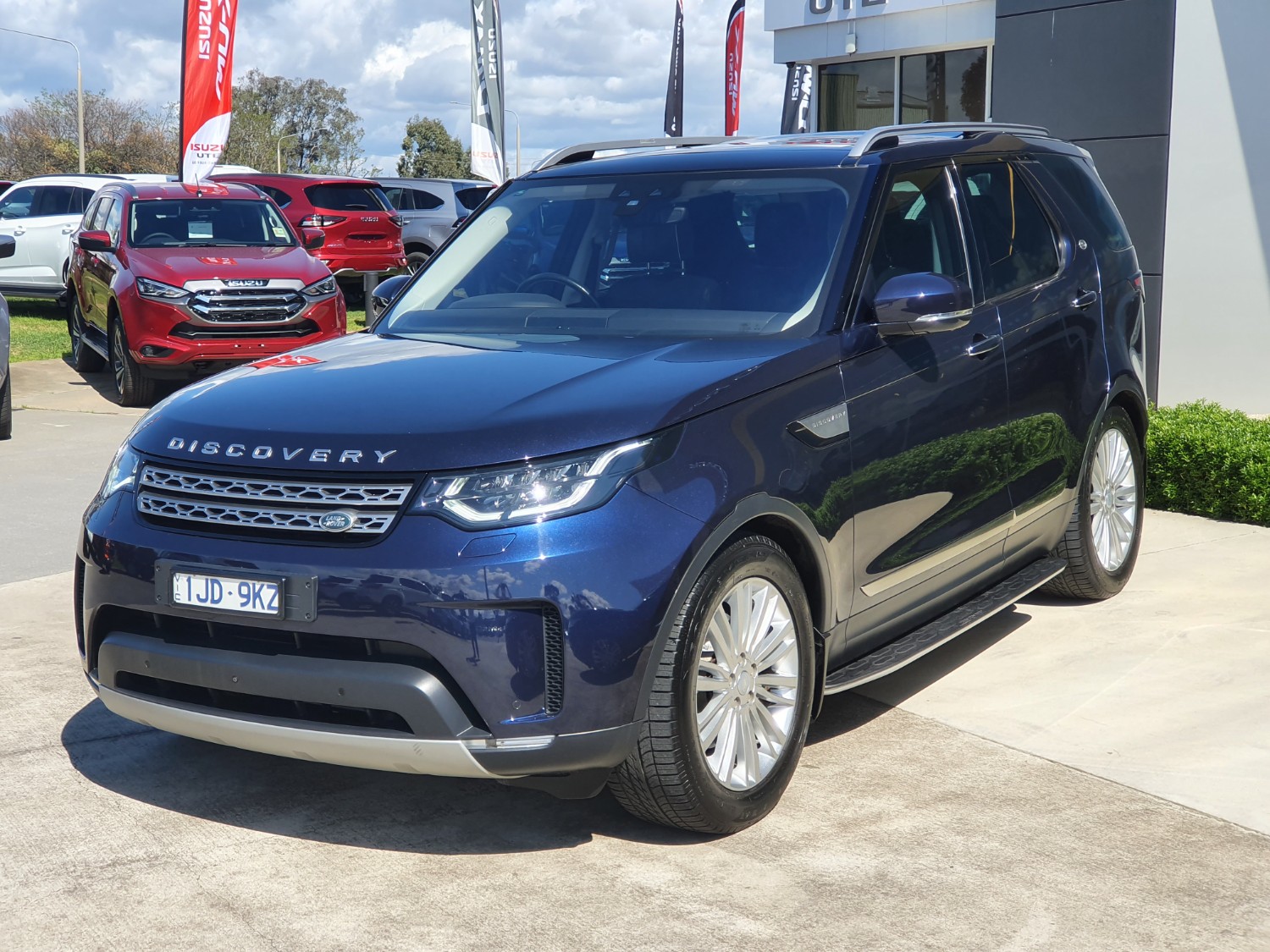 2017 Land Rover Discovery SERIES 5 L462 MY17 TD6 SUV Image 23