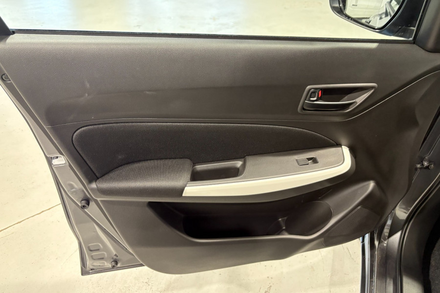 2023 Suzuki Swift AZ Series II GL Shadow Hatch Image 16