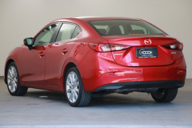 2015 Mazda 3 BM5238 SP25 Sedan Image 3