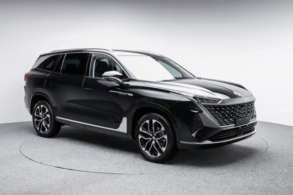 2026 MY25 MG QS IS31 Excite SUV Image 1