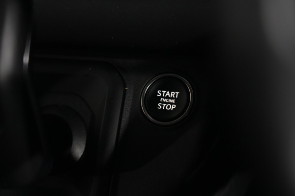 2025 Land Rover Defender L663 110 D350 X-Dynamic HSE SUV Image 16