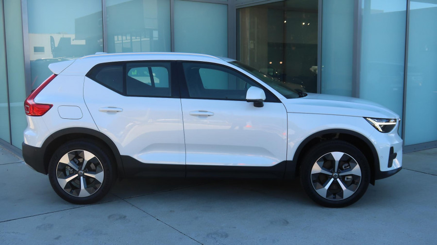 2025 MY26 Volvo XC40 XZ Plus B4 SUV Image 2