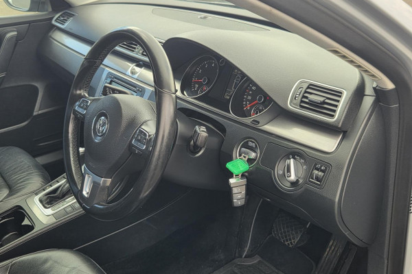 2011 MY12 Volkswagen Passat Type 3C 118TSI Wagon Image 12
