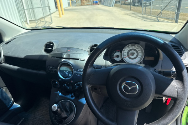 2010 Mazda 2 DE Series 1 Neo Hatch Image 6