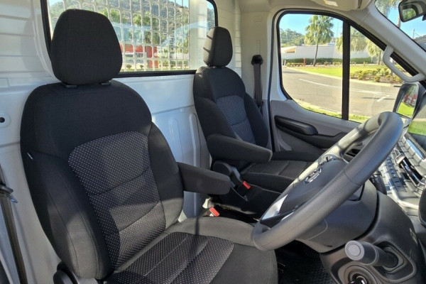 2023 LDV Deliver 9 Truck