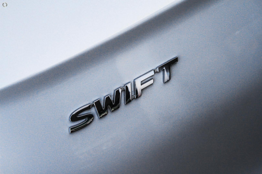 2025 Suzuki Swift UZ Hybrid Plus Hatch Image 12