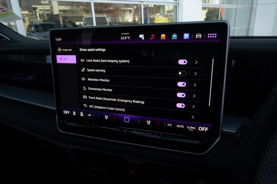 2025 Volkswagen Tayron R4 195TSI R-Line SUV